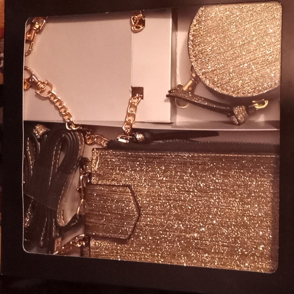 NO BOUNDARIES 3 PIECE GIFT SET CELLPHONE CROSSBODY CHAIN STRAP POUCH - Picture 2 of 6